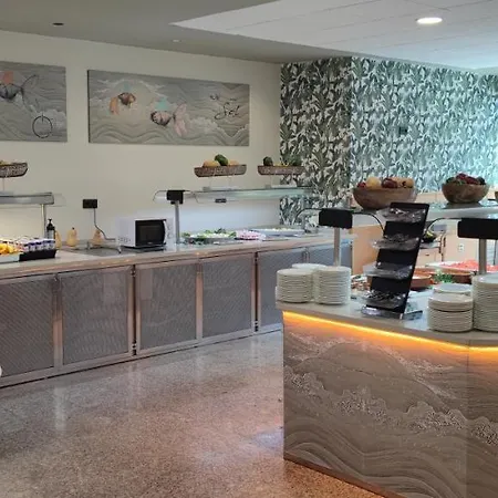 Neptuno By On Group Hotel 4*
